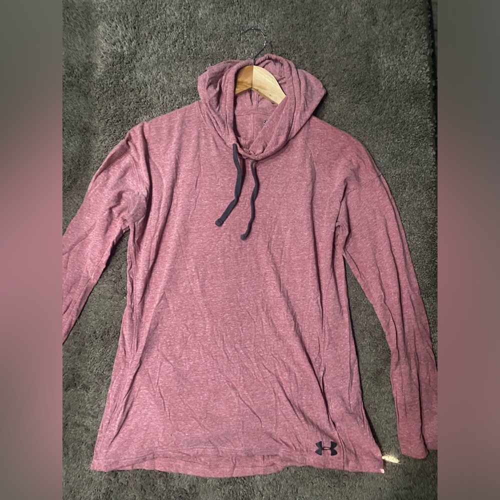 Under armor long sleeve shirt with a hood size medium